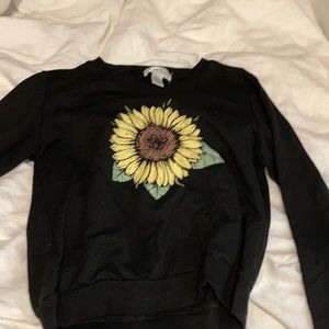 Sweater with sunflower